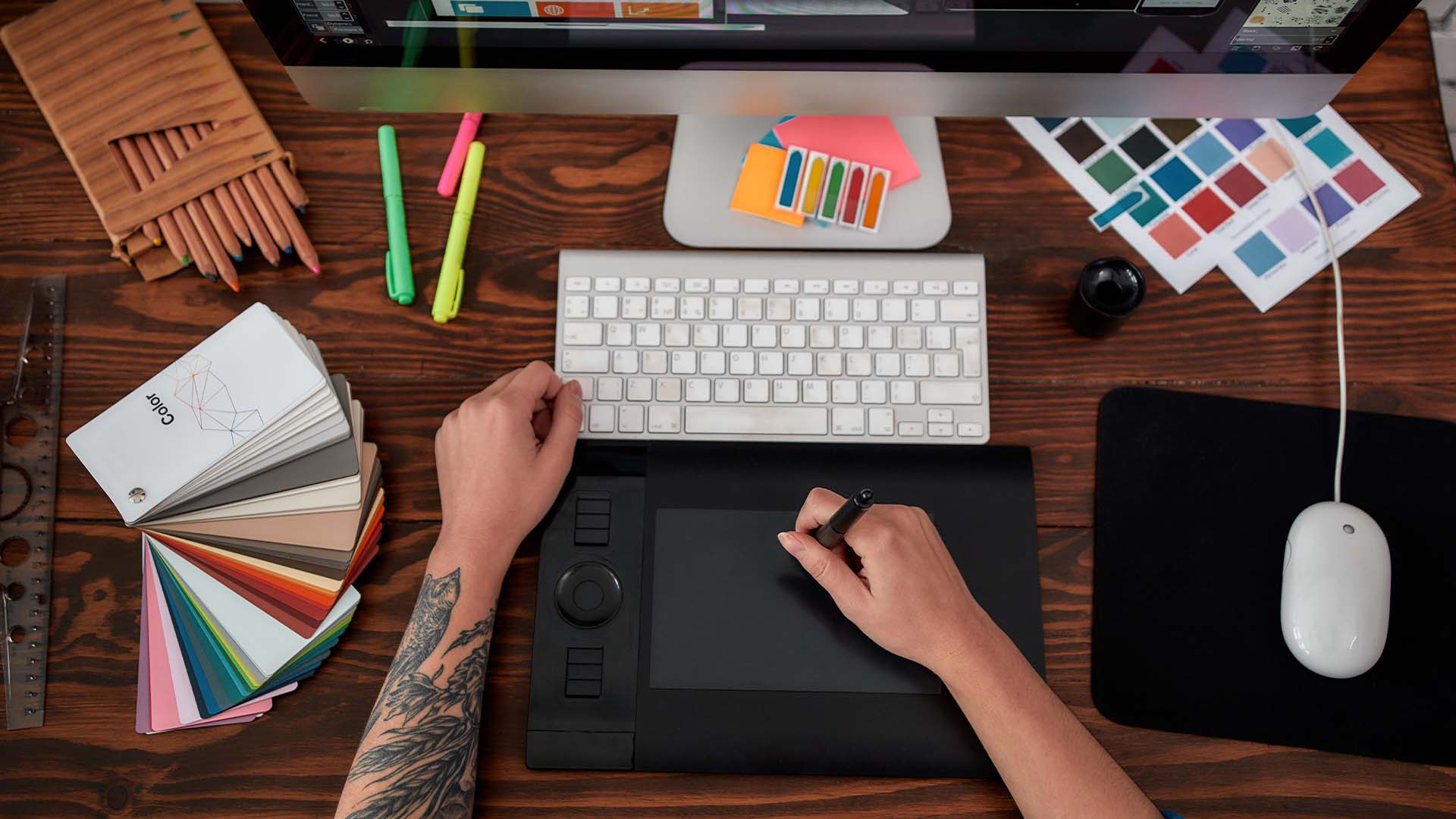 Adapting Your Brand Mark for Different Platforms