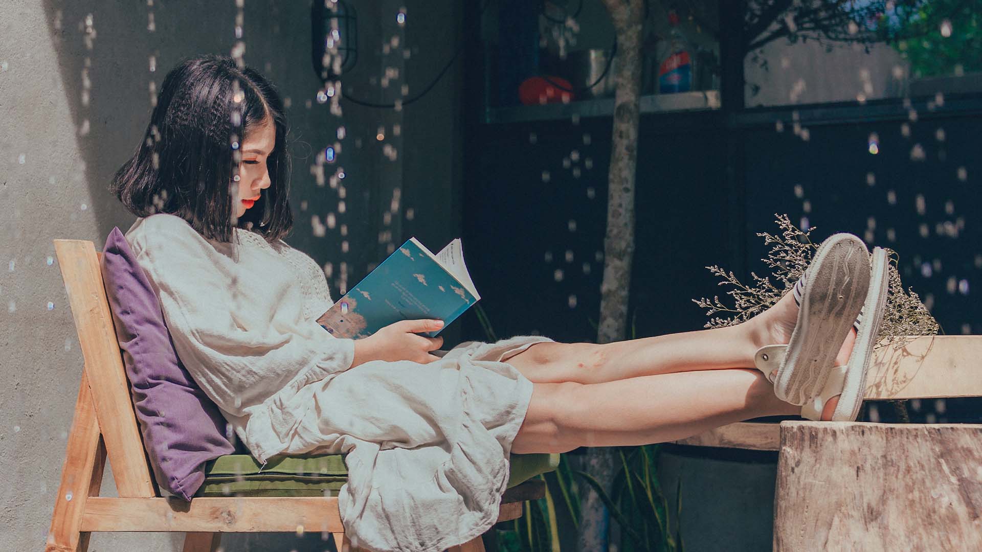 Read a Book to Boost Your Creativity